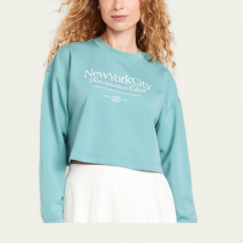 Old Navy Woman's Active Dynamic Fleece Oversized Crop Sweatshirt Size Large